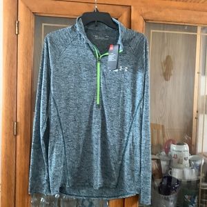 Under Armour Loose fit Heatguard Shirts
